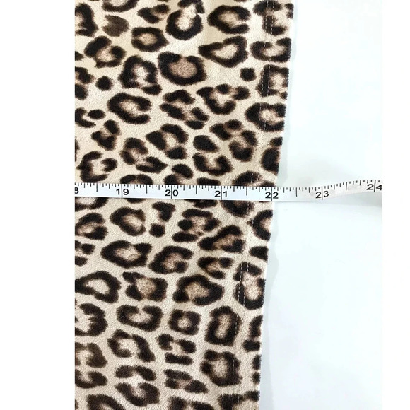 Chicos Womens size 1 8 US M Animal Print 3/4 Sleeves - Picture 8 of 9